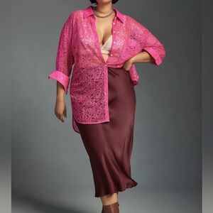 NWT ANTHROPOLOGIE METALLIC LACE BUTTONDOWN SHIRT BLOUSE TOP
MAGENTA PINK SIZE L